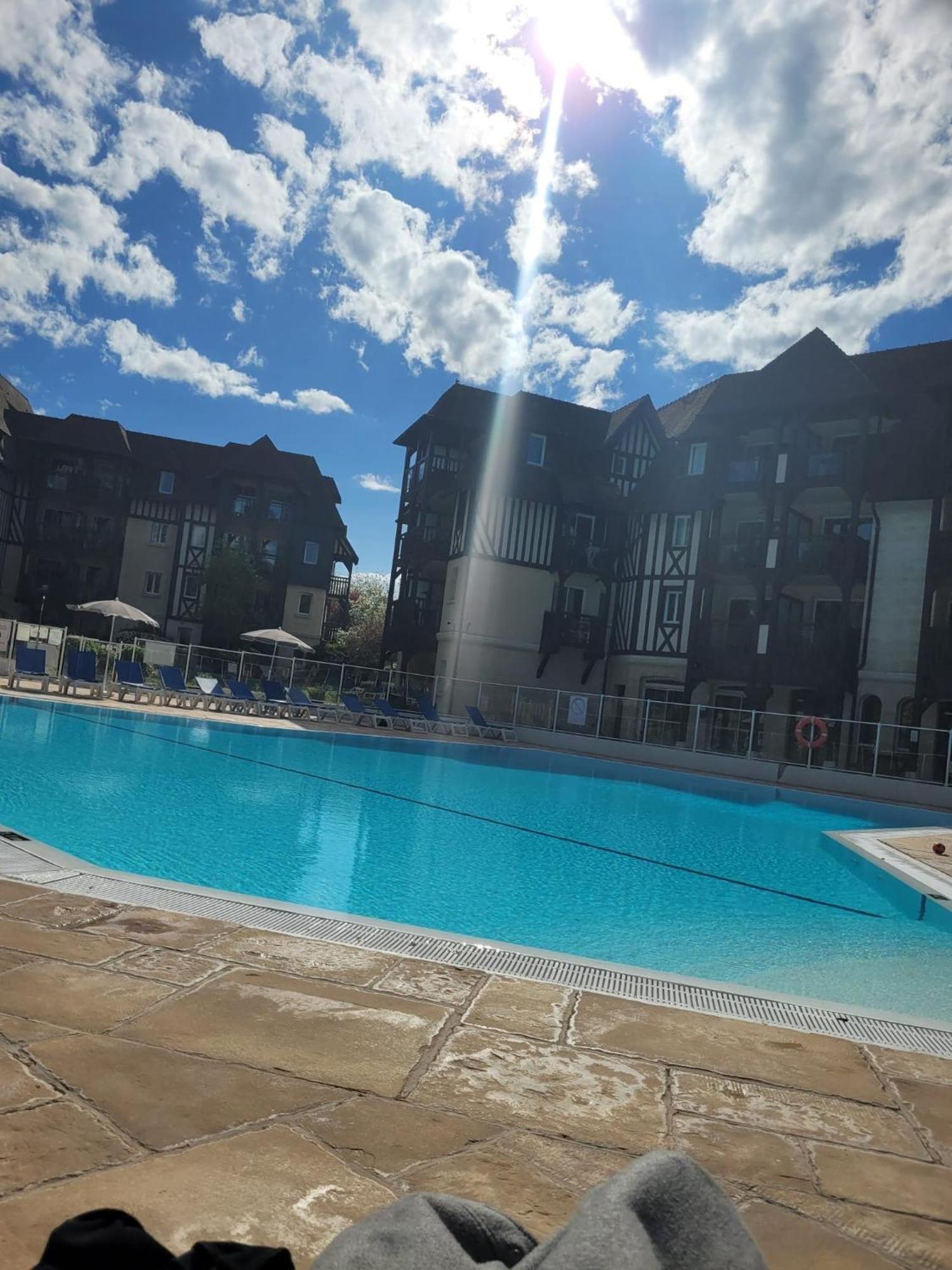 Magnifique Appartement 2 Pieces Deauville Luaran gambar