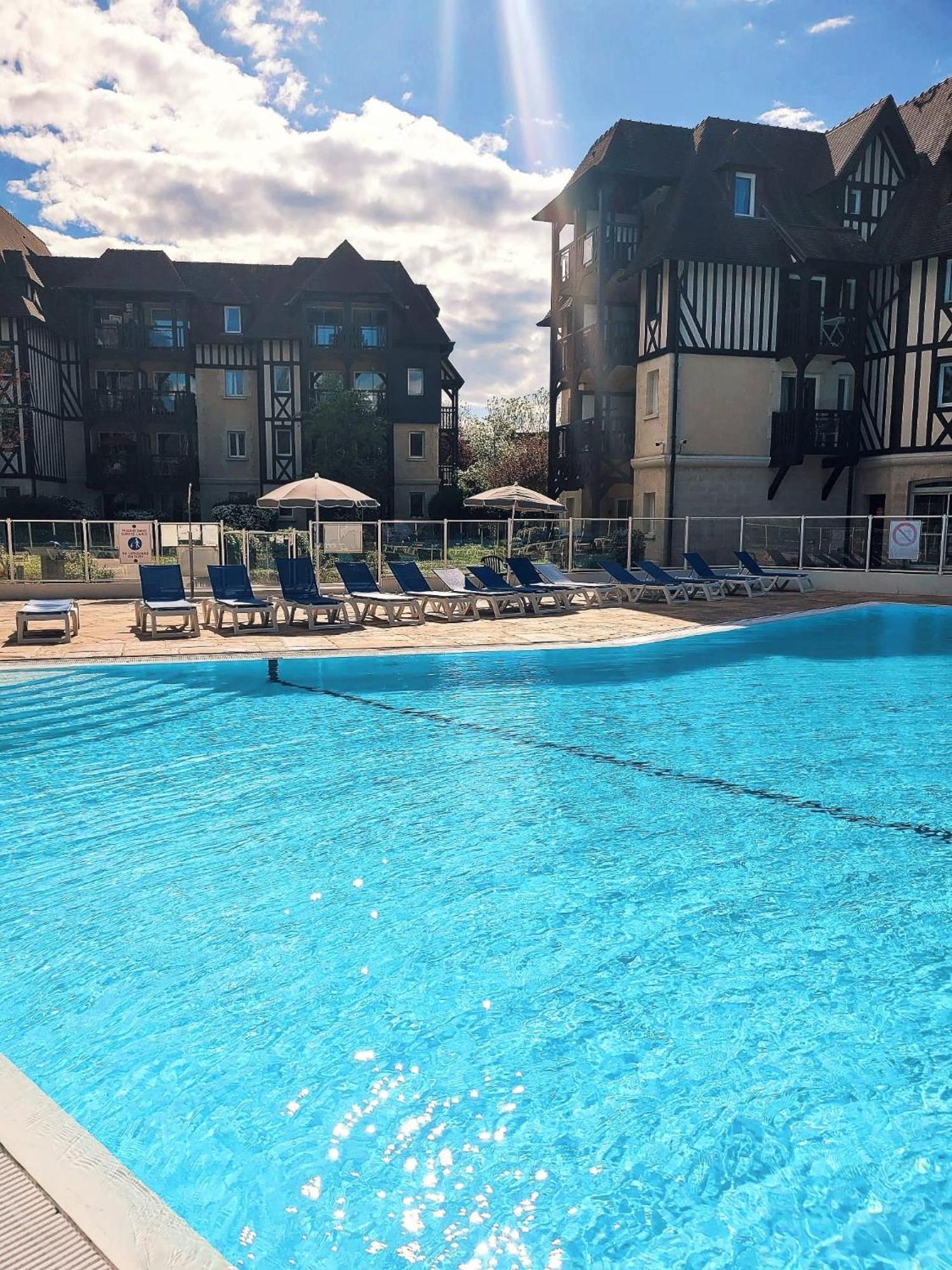 Magnifique Appartement 2 Pieces Deauville Luaran gambar